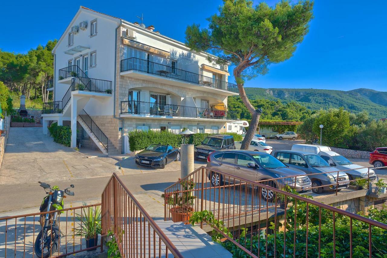 Apartment Nela Kalina Jelsa  Exterior photo